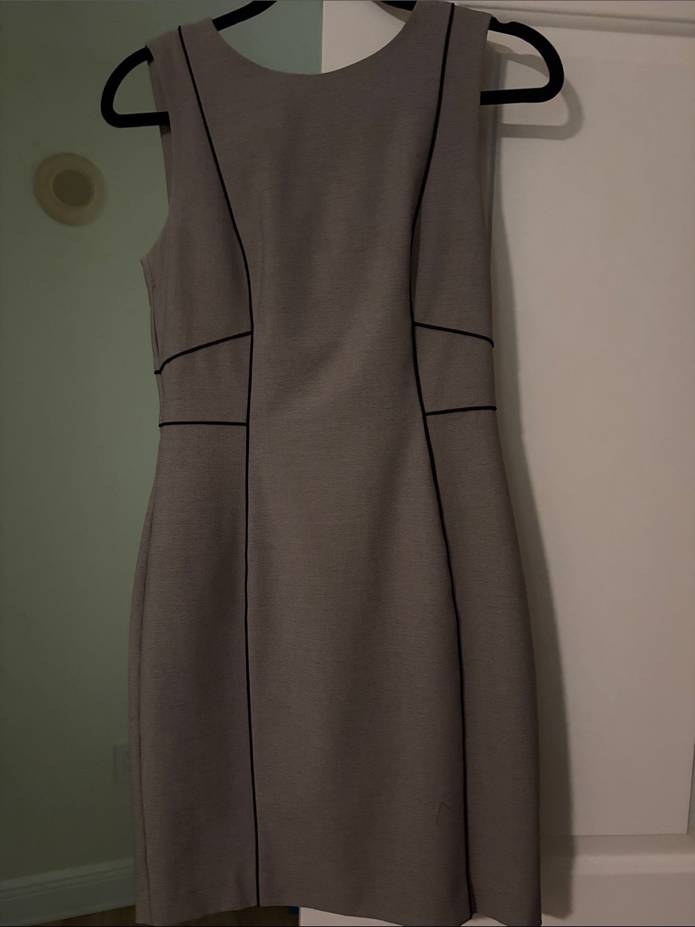 H&M Gray Sleeveless Sheath Dress with Black Piping